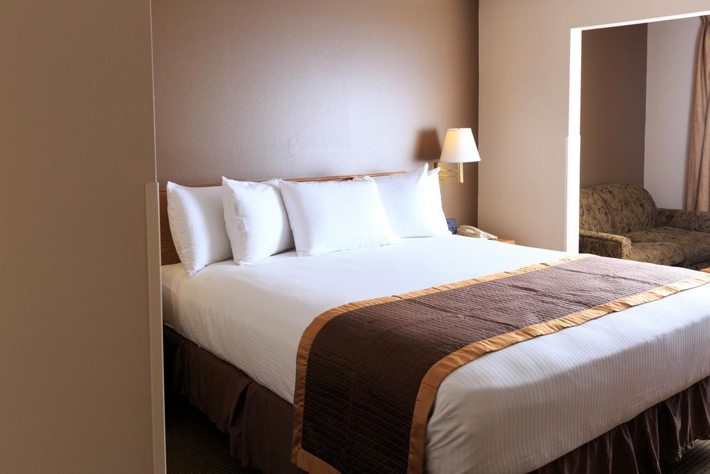 New Victorian Inn & Suites Линкольн Экстерьер фото