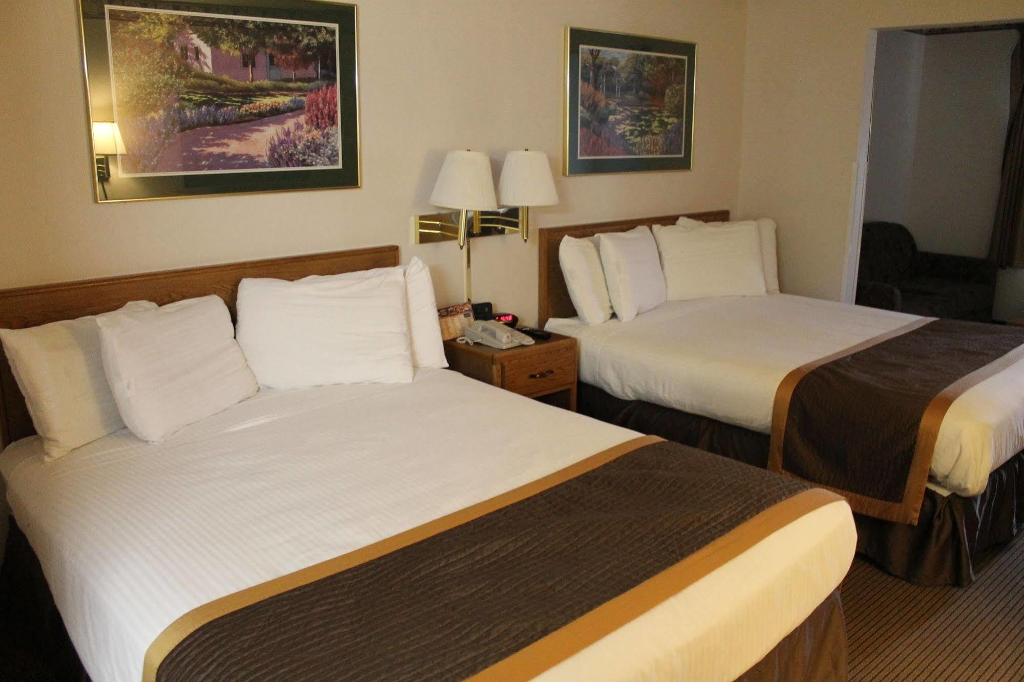 New Victorian Inn & Suites Линкольн Экстерьер фото